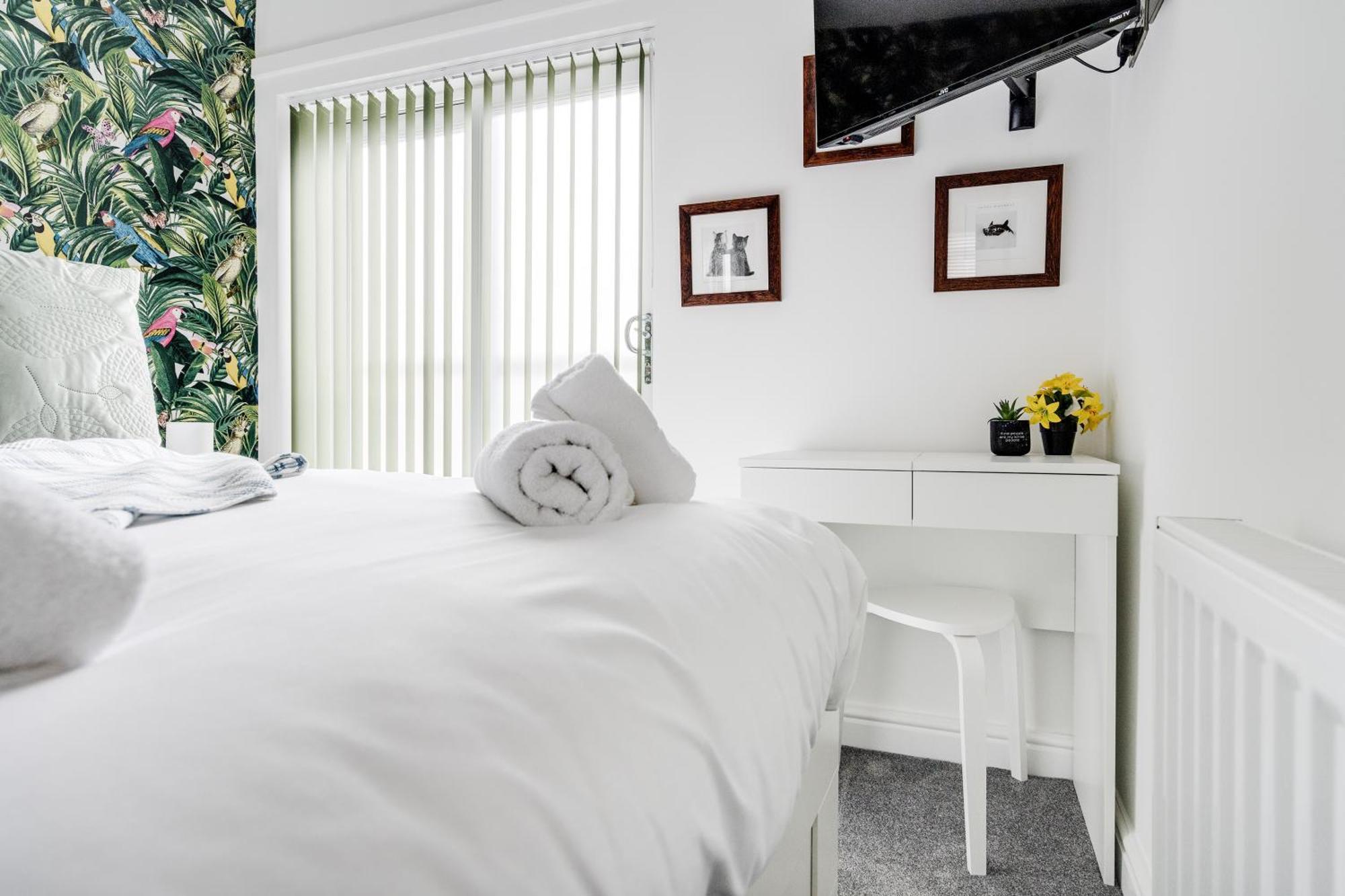 Buxton Apartment - 1 Bed, Free Parking, Wi-Fi Hazel Grove Zewnętrze zdjęcie